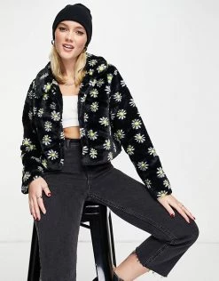 Wednesday's Girl Coat In Daisy Faux Fur For Women Black Daisy -Wednesday's Girl Sales 2022 unnamed file 1179