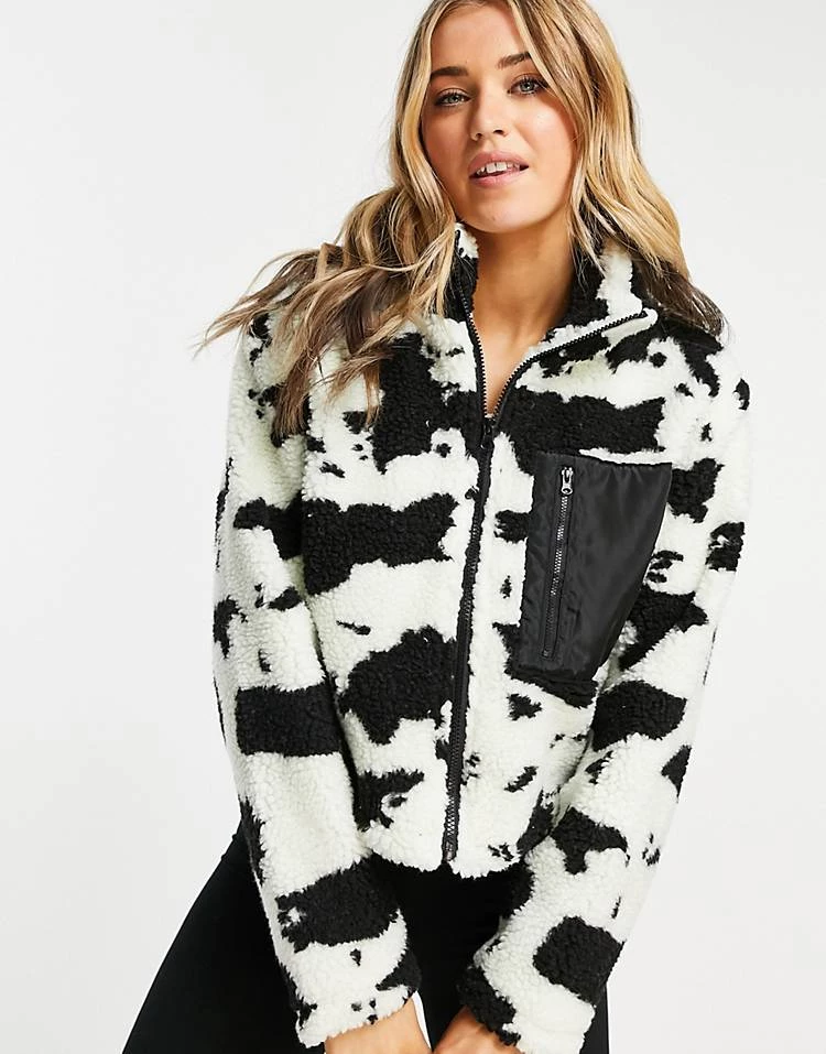 Wednesday's Girl Oversized Jacket With Pocket In Cow Print Teddy Fleece For Women Black White Cow 4 Wednesday's Girl Oversized Jacket With Pocket In Cow Print Teddy Fleece For Women Black White Cow - Image 3