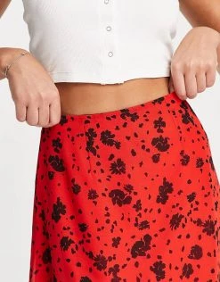 Wednesday's Girl Midi Skirt In Red Black Floral For Women -Wednesday's Girl Sales 2022 unnamed file 1307