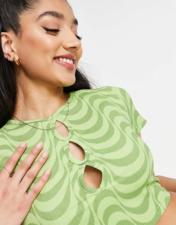 Wednesday's Girl Crop T-shirt With Cut Out Detail In Green Wavy Print For Women 5 Wednesday's Girl Crop T-shirt With Cut Out Detail In Green Wavy Print For Women - Image 3