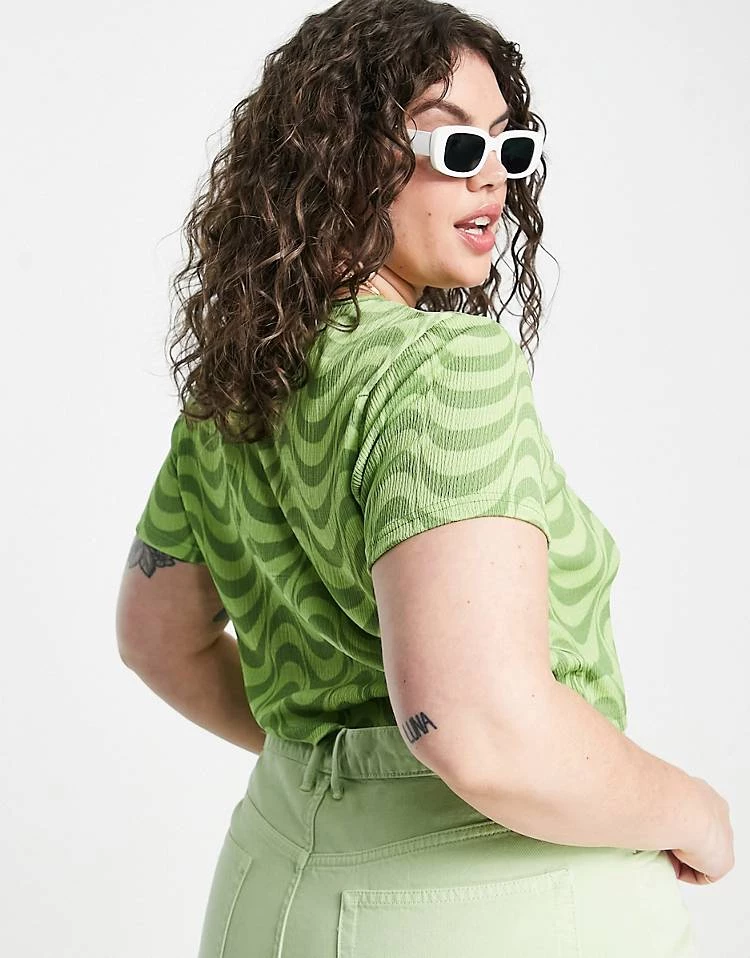 Wednesday's Girl Curve Crop T-shirt With Cut Out Detail In Green Wavy Print For Women 6 Wednesday's Girl Curve Crop T-shirt With Cut Out Detail In Green Wavy Print For Women - Image 4