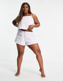 Wednesday's Girl Curve Cami And Shorts Pyjama Set In Lilac Vintage Ditsy For Women Lilac Ditsy -Wednesday's Girl Sales 2022 unnamed file 1567