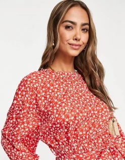 Wednesday's Girl Long Sleeve Tie Waist Swing Dress In Red Ditsy Floral For Women -Wednesday's Girl Sales 2022 unnamed file 157