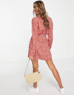 Wednesday's Girl Long Sleeve Tie Waist Swing Dress In Red Ditsy Floral For Women -Wednesday's Girl Sales 2022 unnamed file 158