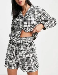 Wednesday's Girl Long Sleeve Pyjama Shirt And Shorts Set In Vintage Check For Women Beige Check -Wednesday's Girl Sales 2022 unnamed file 1588