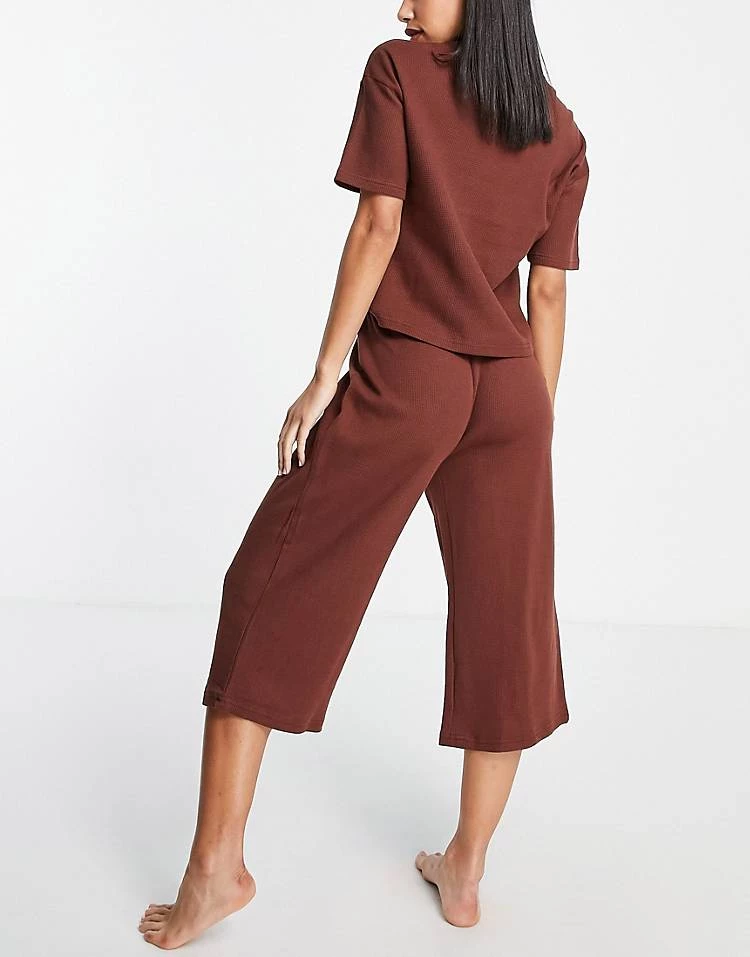 Wednesday's Girl Relaxed Pyjama T-shirt And Trousers Set In Waffle For Women Brown 6 Wednesday's Girl Relaxed Pyjama T-shirt And Trousers Set In Waffle For Women Brown - Image 4