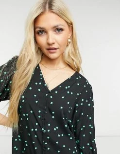 Wednesday's Girl Button Front Mini Dress In Scattered Spot For Women Black Green Spot -Wednesday's Girl Sales 2022 unnamed file 477