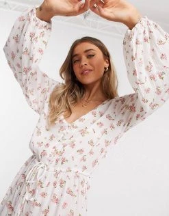 Wednesday's Girl Relaxed Playsuit With Tie Waist In Vintage Floral For Women White Pink Floral 8 Wednesday's Girl Relaxed Playsuit With Tie Waist In Vintage Floral For Women White Pink Floral -Wednesday's Girl Sales 2022 unnamed file 62