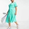 Wednesday's Girl Curve V-neck Midi Tea Dress In Green Floral For Women Green Blue Floral 2 Wednesday's Girl Curve V-neck Midi Tea Dress In Green Floral For Women Green Blue Floral -Wednesday's Girl Sales 2022 unnamed file 65