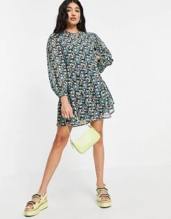 Wednesday's Girl Long Sleeve Mini Smock Dress With Full Skirt In Vintage Floral For Women Multi Floral -Wednesday's Girl Sales 2022 unnamed file 668
