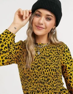 Wednesday's Girl Long Sleeve Midi Dress With Shirred Waist In Sketchy Animal Print For Women Mustard Animal -Wednesday's Girl Sales 2022 unnamed file 687
