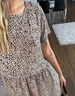 Wednesday's Girl Midi Smock Dress In Smudge Spot Print For Women Beige Smudge Spot -Wednesday's Girl Sales 2022 unnamed file 747