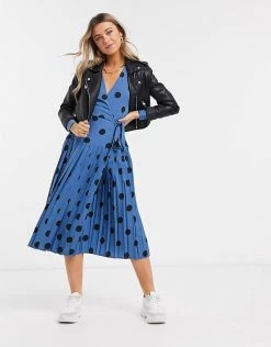 Wednesday's Girl Midi Wrap Dress With Pleated Skirt In Large Scale Spot For Women Blue Black Spot -Wednesday's Girl Sales 2022 unnamed file 758