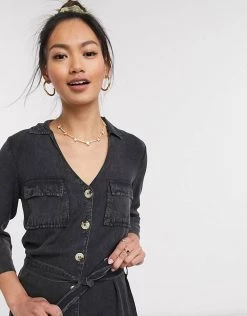 Wednesday's Girl Belted Mini Dress With Faux Horn Buttons In Denim For Women Black Wash Denim -Wednesday's Girl Sales 2022 unnamed file 762