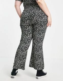 Wednesday's Girl Curve High Waisted Flare Trousers In Black Ditsy Co-ord For Women 9 Wednesday's Girl Curve High Waisted Flare Trousers In Black Ditsy Co-ord For Women -Wednesday's Girl Sales 2022 unnamed file 773